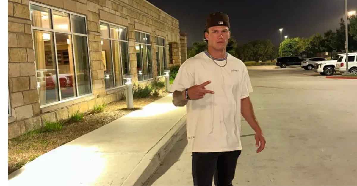 mark-estes-net-worth-biography-girlfriend