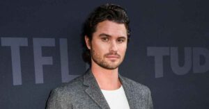 chase-stokes-biography-age-height-net-worth